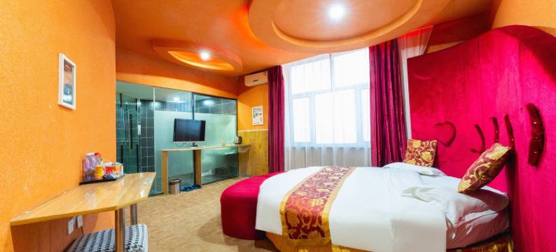 桦南鸿鼎自主宾馆图片