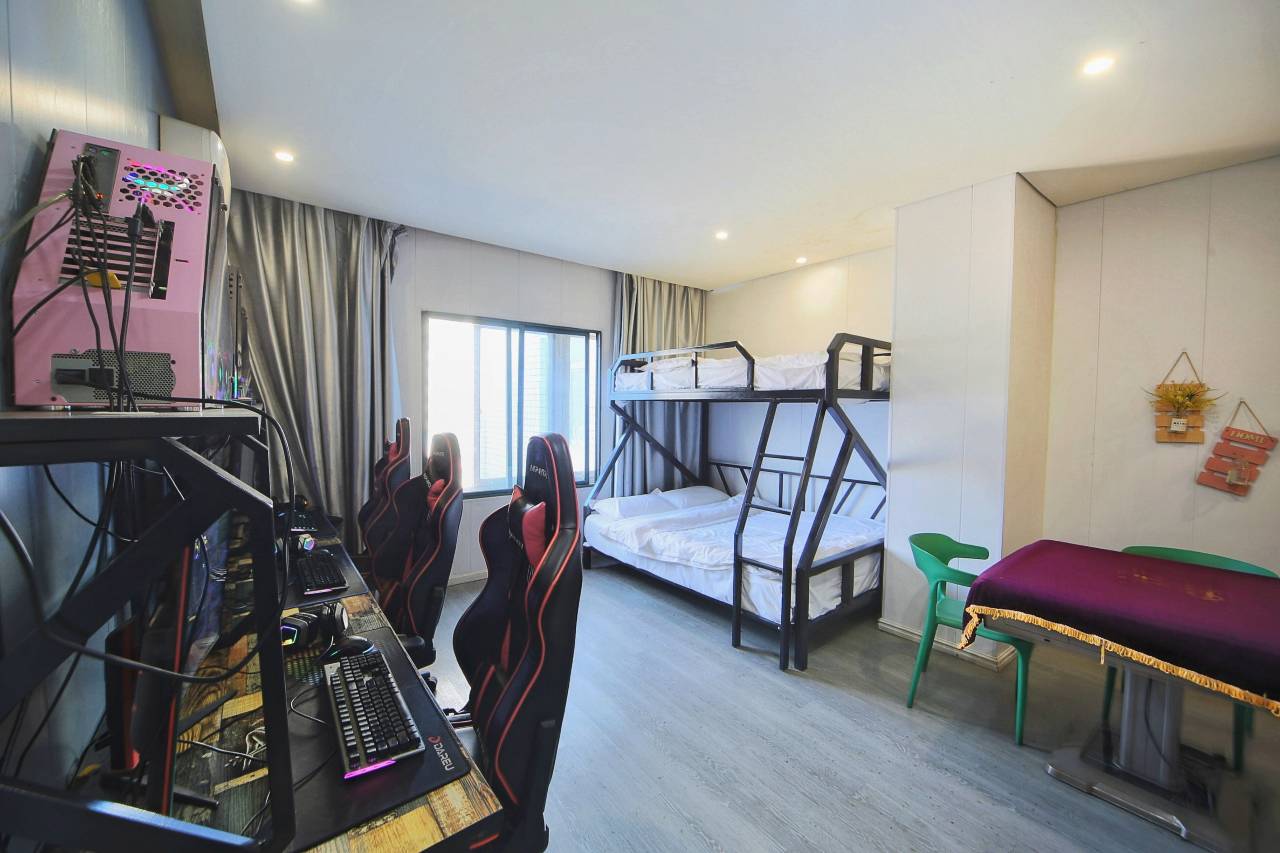 一特绿网酒店(枣阳汽车站店)