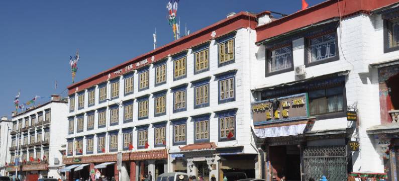 拉萨亚宾馆图片