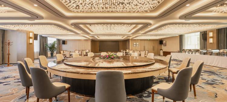 巴里坤蒲类海酒店图片