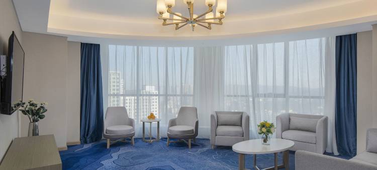 凯里亚德酒店(鞍山火车站市府广场店)图片