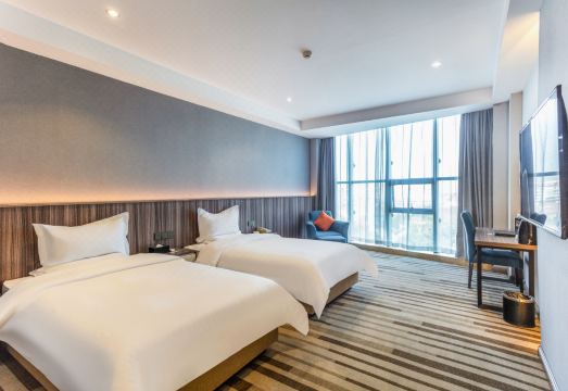 Huasheng HotelHotel Overview