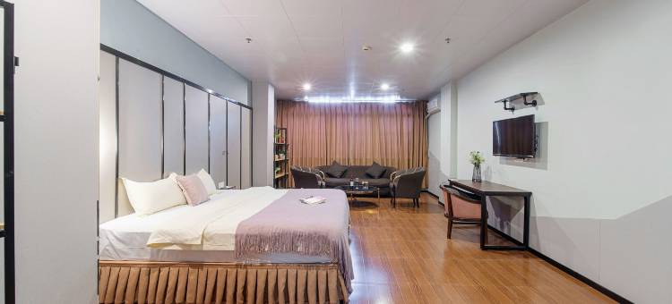 奥菲特主题酒店(湛江高铁西站麻章车站店)图片