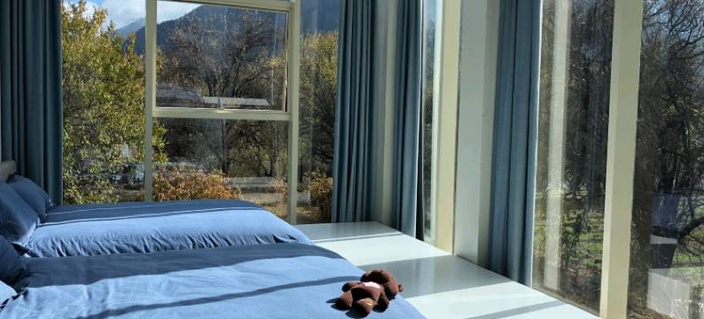 米林听风看水玻璃盒子别墅图片