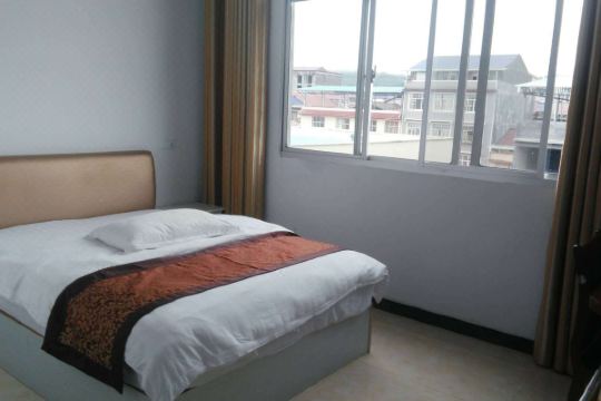 鹤峰县馨悦宾馆