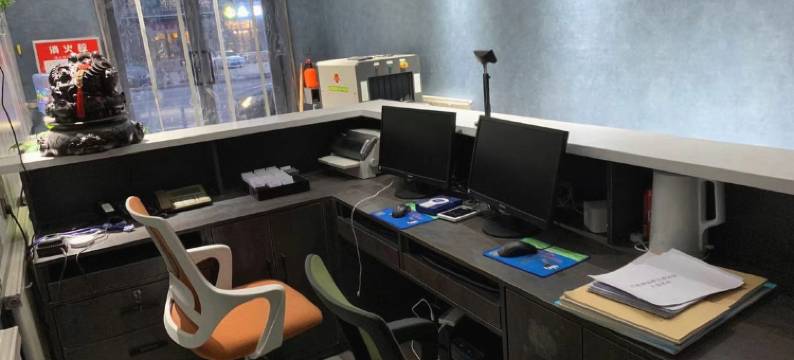 巴里坤拾月季宾馆图片