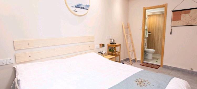 扬州月城花堂民宿(东关街个园店)图片