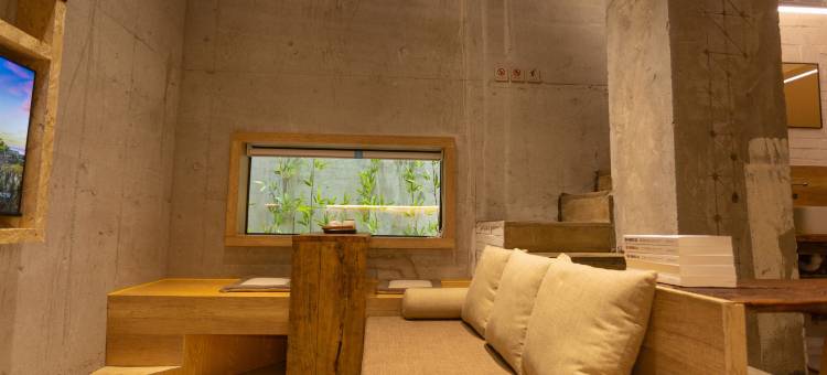 无隐良居酒店(蒙自昭忠路店)图片