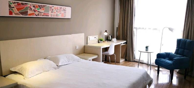 豪泰168酒店(无锡梁溪万达广场靖海地铁站店)图片