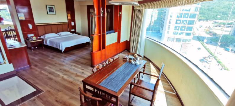 海丰中华鹏大酒店图片