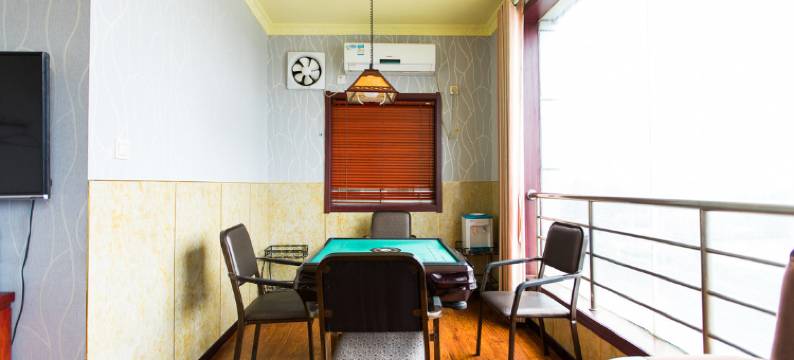 西安义豪商务酒店(长安广场地铁站店)图片