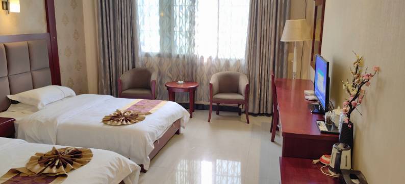 耿马梦定商务酒店(孟定镇店)图片