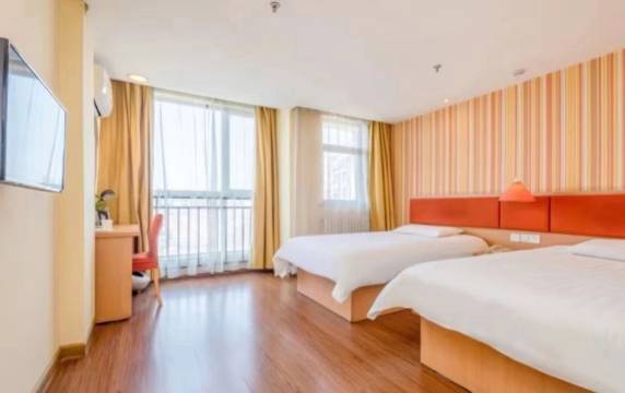 家合酒店(西双版纳景洪市曼听公园泼水广场店)