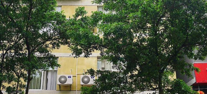 红河七彩云上酒店图片