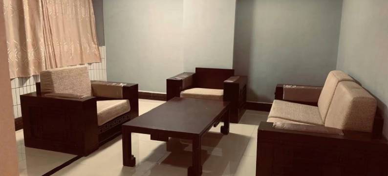 信宜育城酒店图片