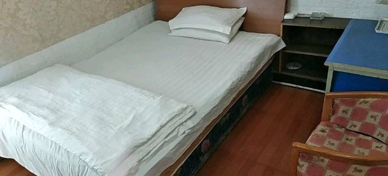 句容丫丫旅馆图片