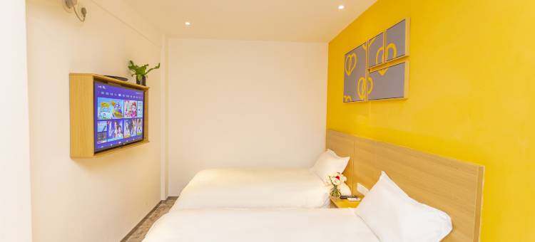 布丁严选酒店(杭州河坊街吴山广场地铁站店)图片