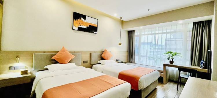 馨月达酒店(乐山理工大学店)图片