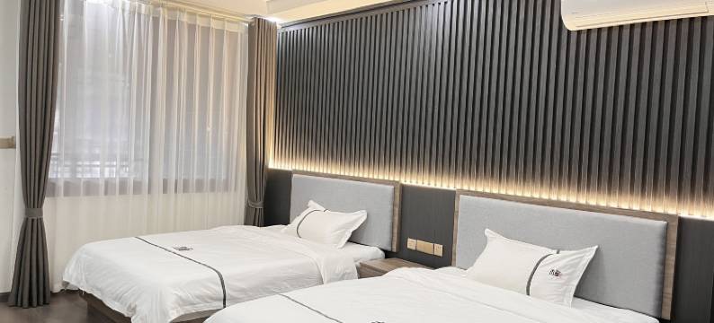 雅安木易君阁酒店(上里古镇店)图片