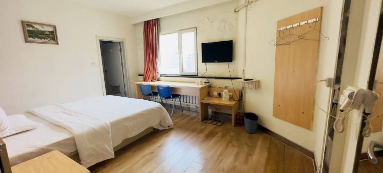 华驿酒店(大连港湾广场地铁站店)图片