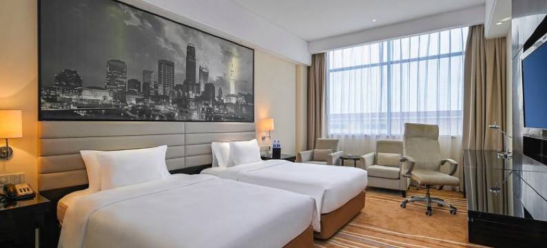 广州昊银凯莱酒店(白云国际机场莲塘地铁站店)图片