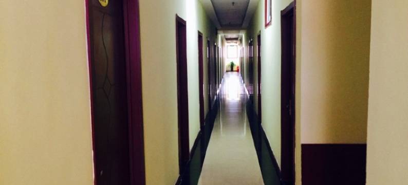 城市之光宾馆(烟台火车站店)图片