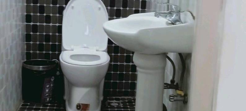 栖七宾馆(南京火车站岗子村地铁站店)图片