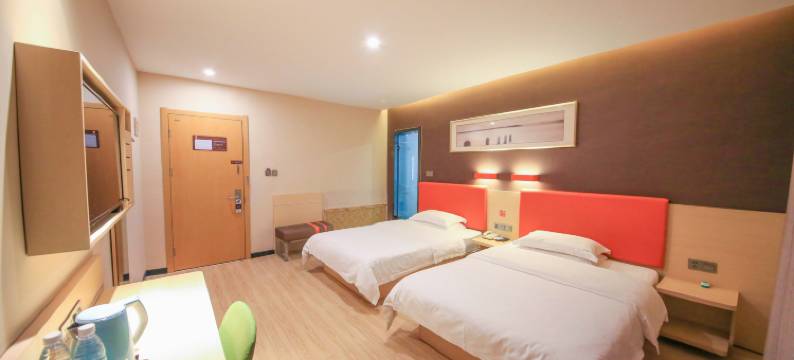 7日臻品酒店(乌兰察布维多利广场店)图片