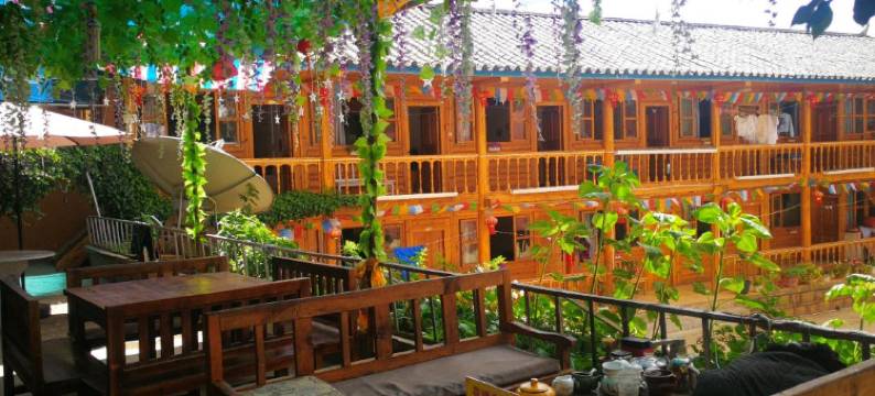 泸沽湖阿陆庄园图片