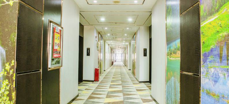 伊宁柏漫酒店(六星街店)图片