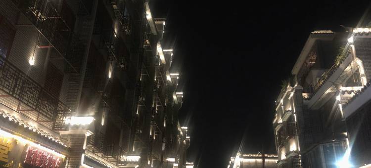 伞兵一号电竞酒店(襄阳北街店)图片