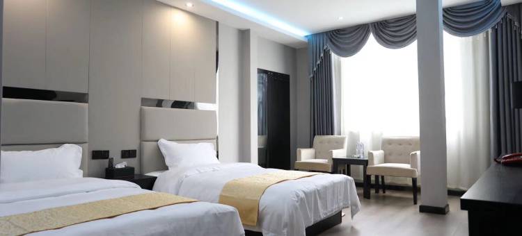 秦安东赢酒店图片