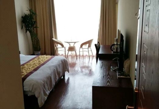 Yinhe Holiday Hotel Hotel Overview