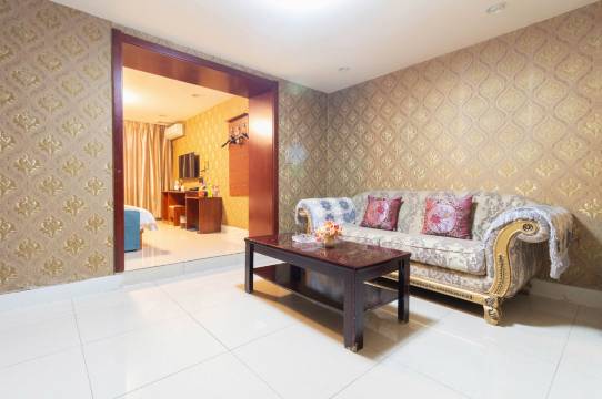 吉林双盛宾馆(火车站财富广场店)