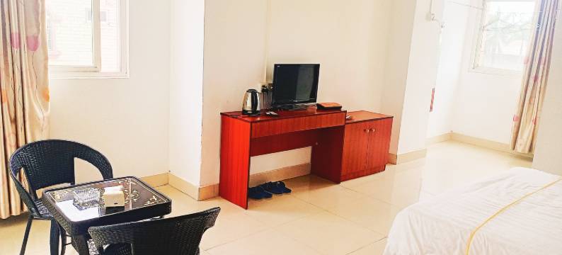 诚鑫电梯公寓图片