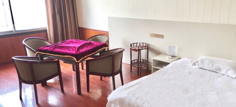 广水英皇主题酒店图片