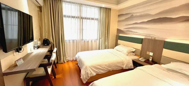 岚皋新月宾馆图片