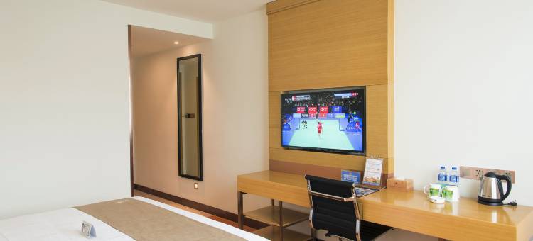 格林豪泰快捷酒店(靖江新建路德诚广场店)图片