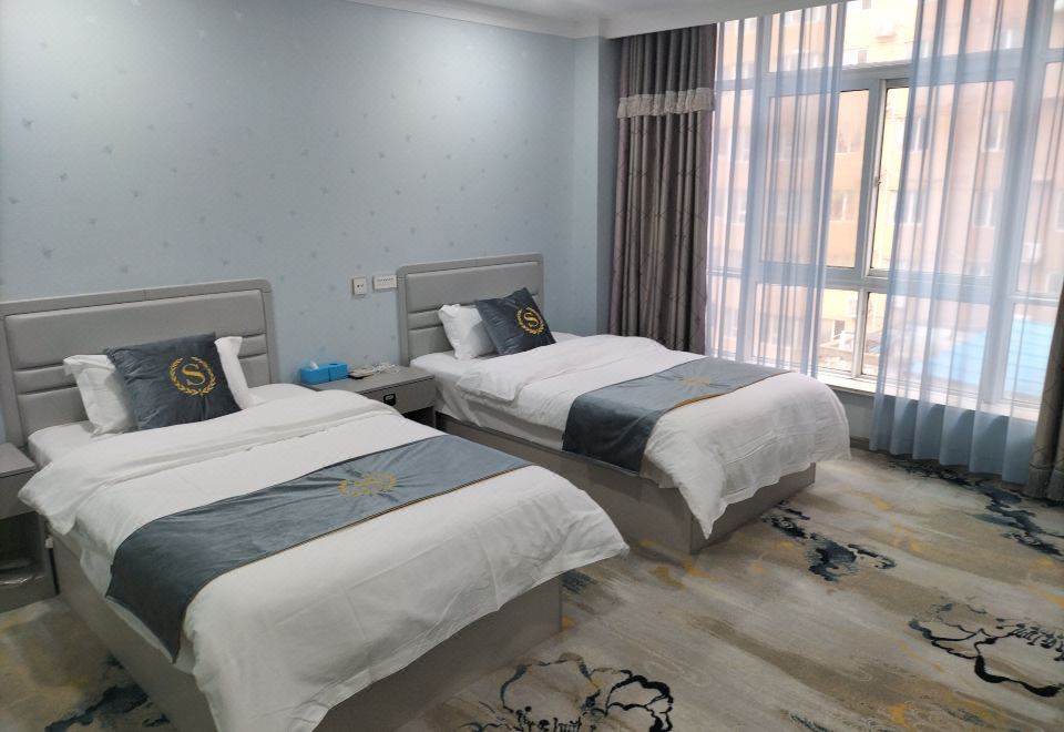 Daming Longjing Business Hotel Hotel Overview