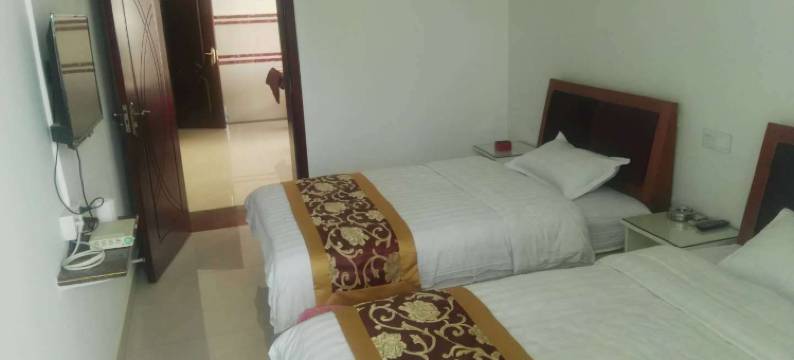 华兴家庭宾馆(南岳机场店)图片