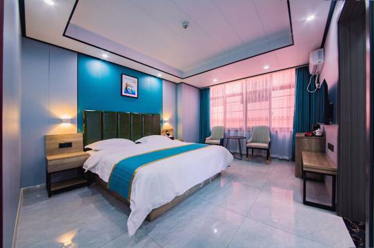 长沙县柏菲酒店(都市职业学院店)