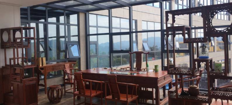 新化世外山居酒店图片