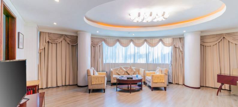 嘉年华酒店(东莞厚街万达广场店)图片