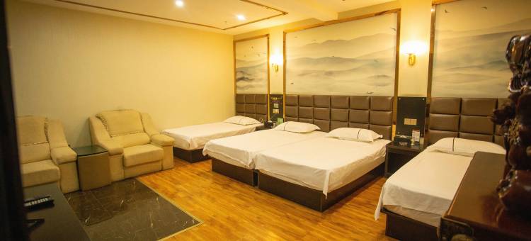 新郑龙御温泉假日酒店(龙湖商业广场宝相寺步行街店)图片