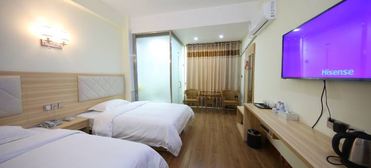 万良酒店(玉林大润发中药港店)图片