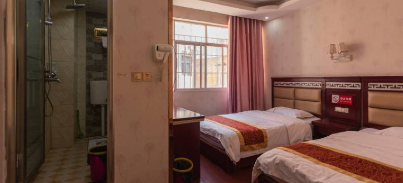 昆明苏萱精品宾馆(云大医院潘家湾地铁站店)图片