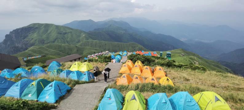 武功山帐篷营地图片