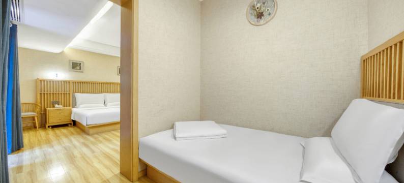 成都金福荣酒店(武侯祠锦里店)图片