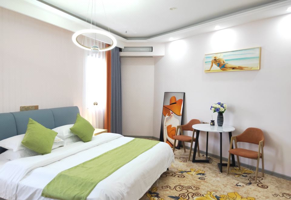  Hotel Overview