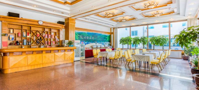 大石桥中镁大酒店图片